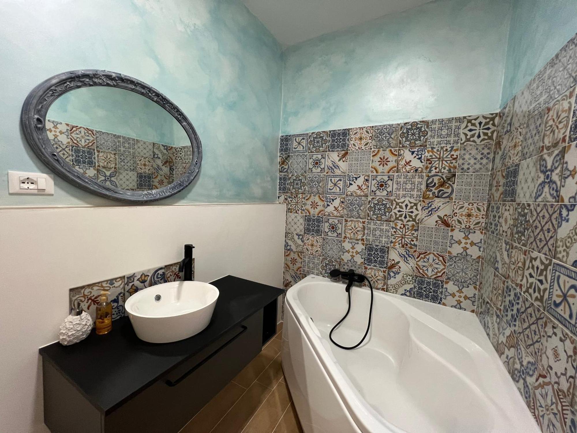 Alla Scalinata Del Teatro Rossetti Confort Suites Parcheggio ترييستي المظهر الخارجي الصورة