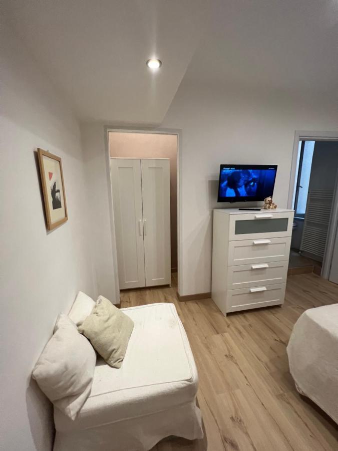 Alla Scalinata Del Teatro Rossetti Confort Suites Parcheggio ترييستي المظهر الخارجي الصورة