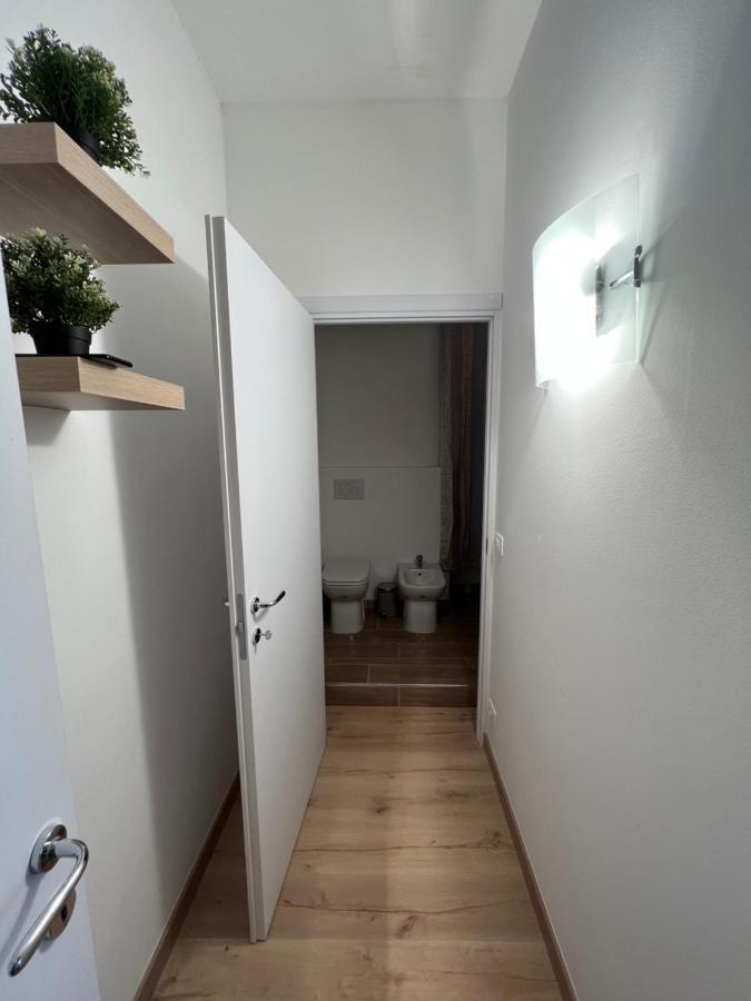 Alla Scalinata Del Teatro Rossetti Confort Suites Parcheggio ترييستي المظهر الخارجي الصورة